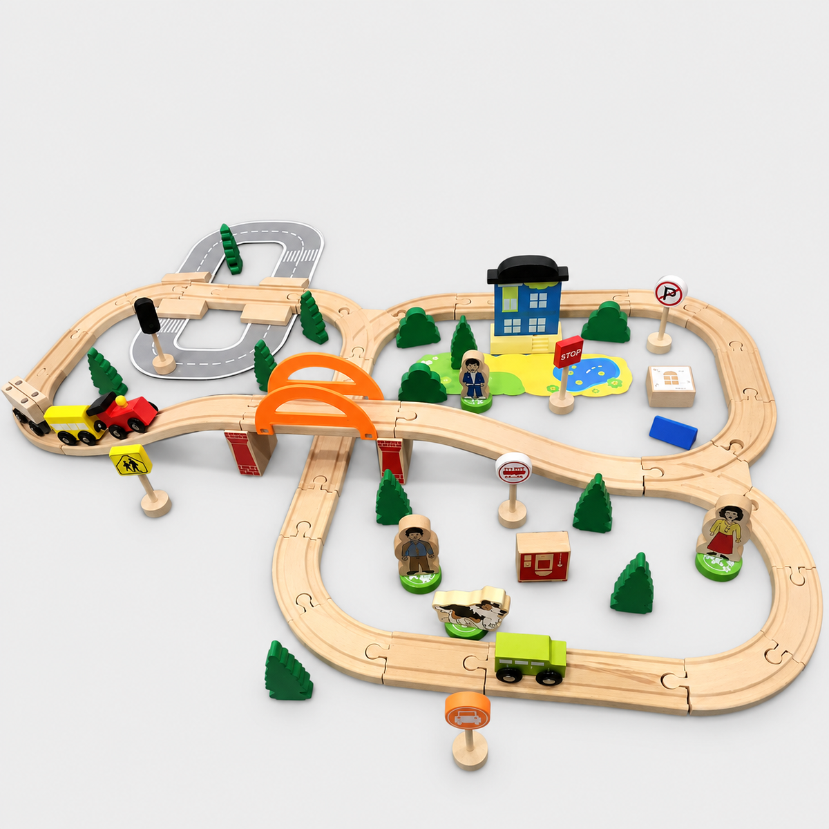 78-piece railway option — track layout and accessories