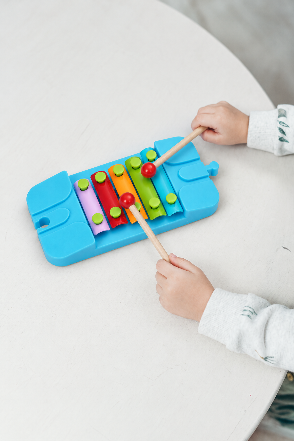 Xylophone Track played with two mallets