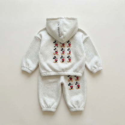 PB™ Mickey Cozy Set