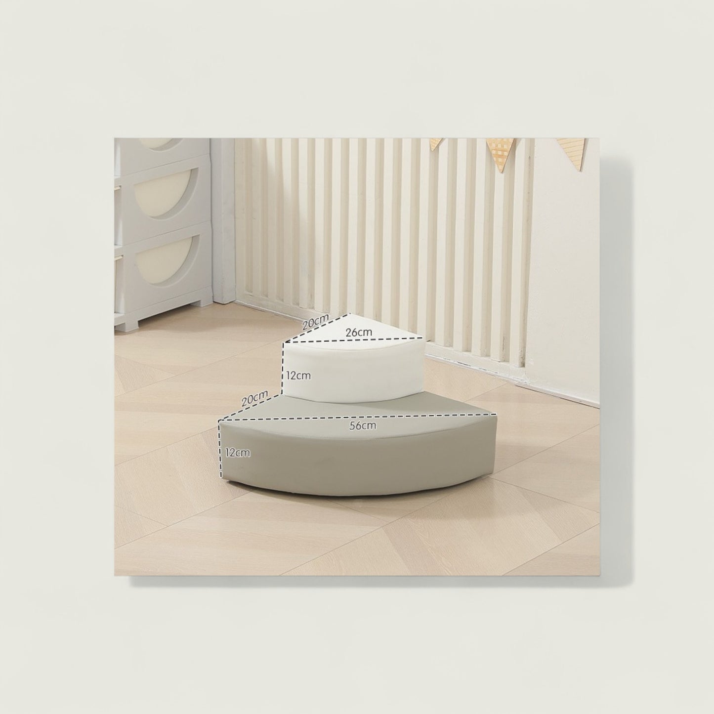 Set of pet steps with measurements in a room setting